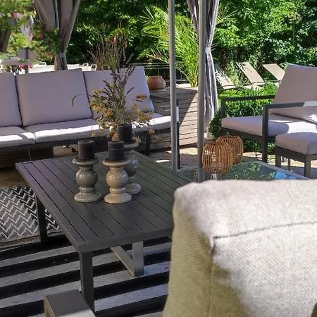La Barbarde - Grande Demeure Familiale Au Charme Authentique Hébergement de vacances *